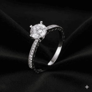 Luminous pavé solitaire ring in 925 sterling silver: round lab-created centre stone on four prongs, filigree gallery and pavé band